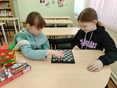 «Играй и познавай»: час игр