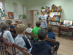 «Факультет хорошего настроения»: академия волшебства в библиотеке