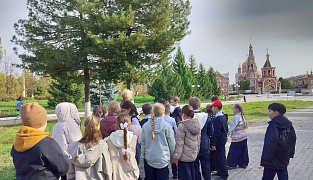 «Главная площадь любимого города»: библиопрогулка