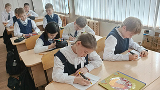 «Путешествие по марийским сказкам»: литературная горница 
