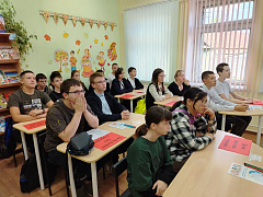 «Когда чужая боль становится своей»: слайд-беседа ко дню солидарности