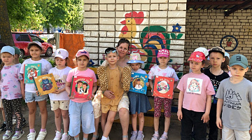 «Чтение семейного масштаба: сказки народов России»: акция  в библиотеке семейного чтения имени А. Николаева