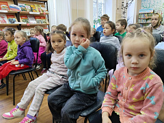 «Почему осенью листопад?»: научные чтения